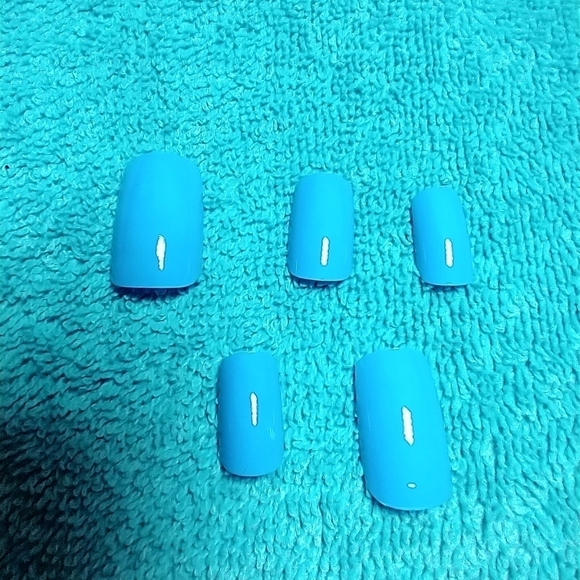 Press on nails solid blue set of 10 - Picture 1 of 2